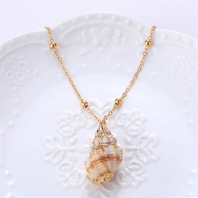 Bohemian Conch Shell Necklace