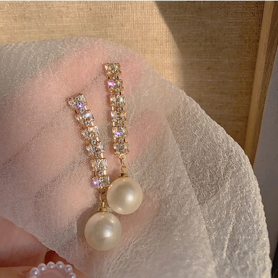 Rhinestone Pearl Stud Earrings