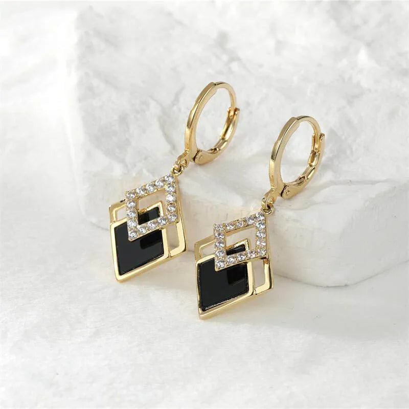 Black Rhombus Pendants Earrings