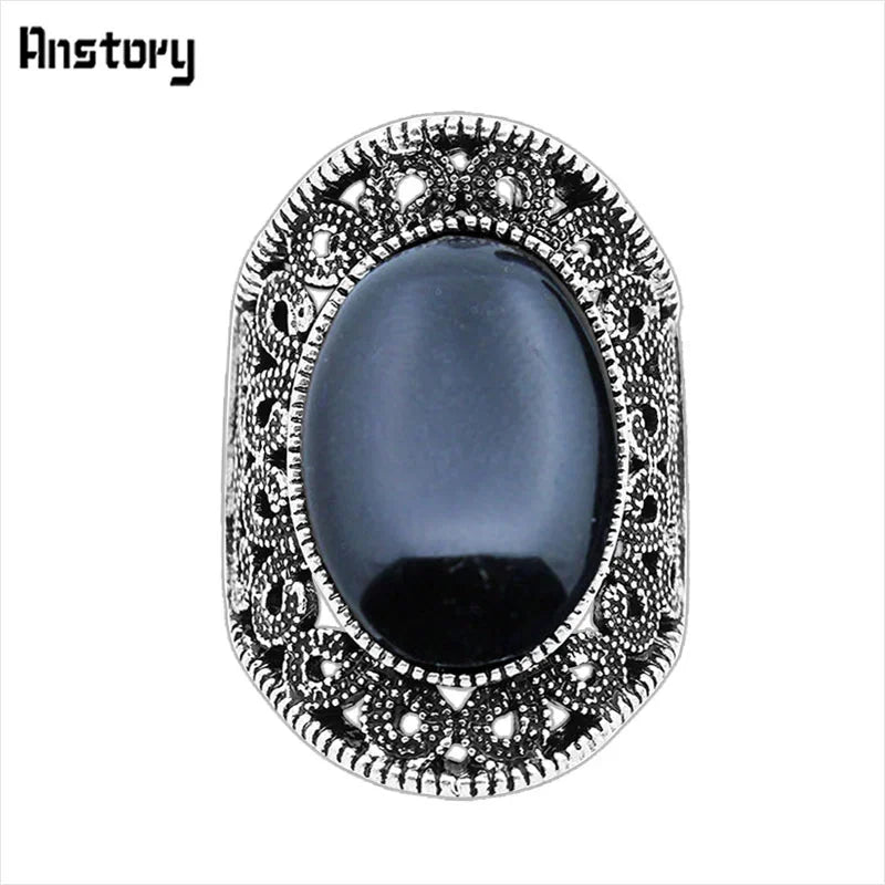 Vintage Hollow Flower Oval Stone Ring