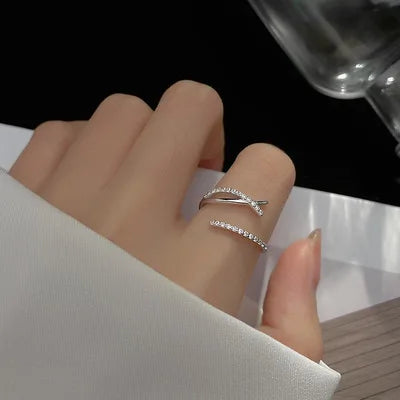 Minimalist Thin Rings with Brilliant Cubic Zircon for Women